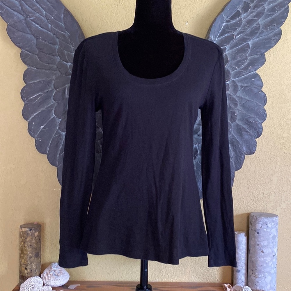 Old Navy Long-sleeve Scoop Neck